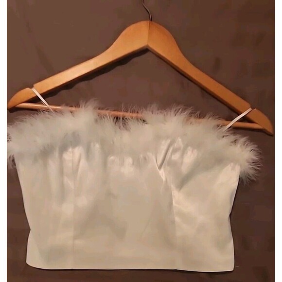 Idem Ditto White Fur Cropped Tube Top  Size Medium - Picture 3 of 7